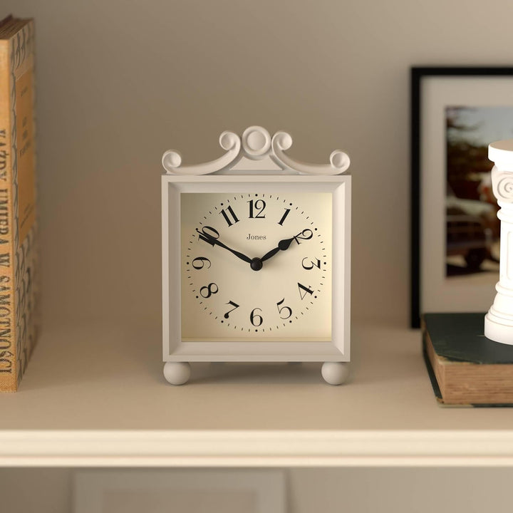 JONES CLOCKS® Parlour Kaminsims Uhr | Klassische Kutschenuhr | Hellgrau | Elegantes quadratisches de