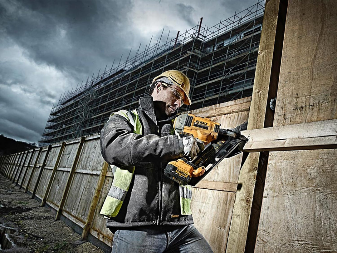 DeWalt Akku-Nagler 2x18V/5,0 Ah 90 mm