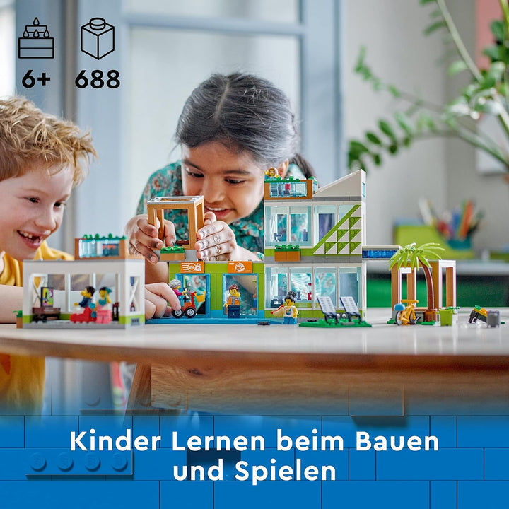 LEGO 60365 City Appartementhaus Set, Konstruktions-Spielzeug mit Eckladen, Wohnzimmer, Küche und Sch