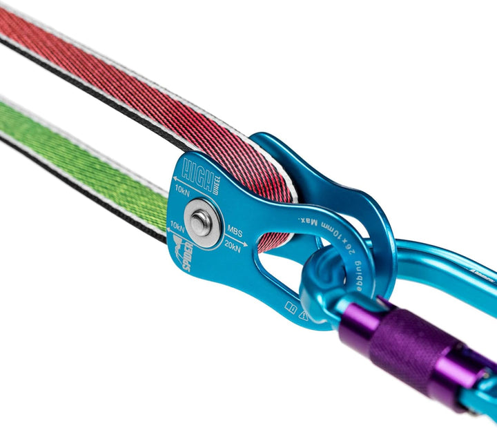Flache Slackline-Rolle mit Verbinder. Highwheel ist EIN zuverlässiger Helfer beim Spannen Einer Slac