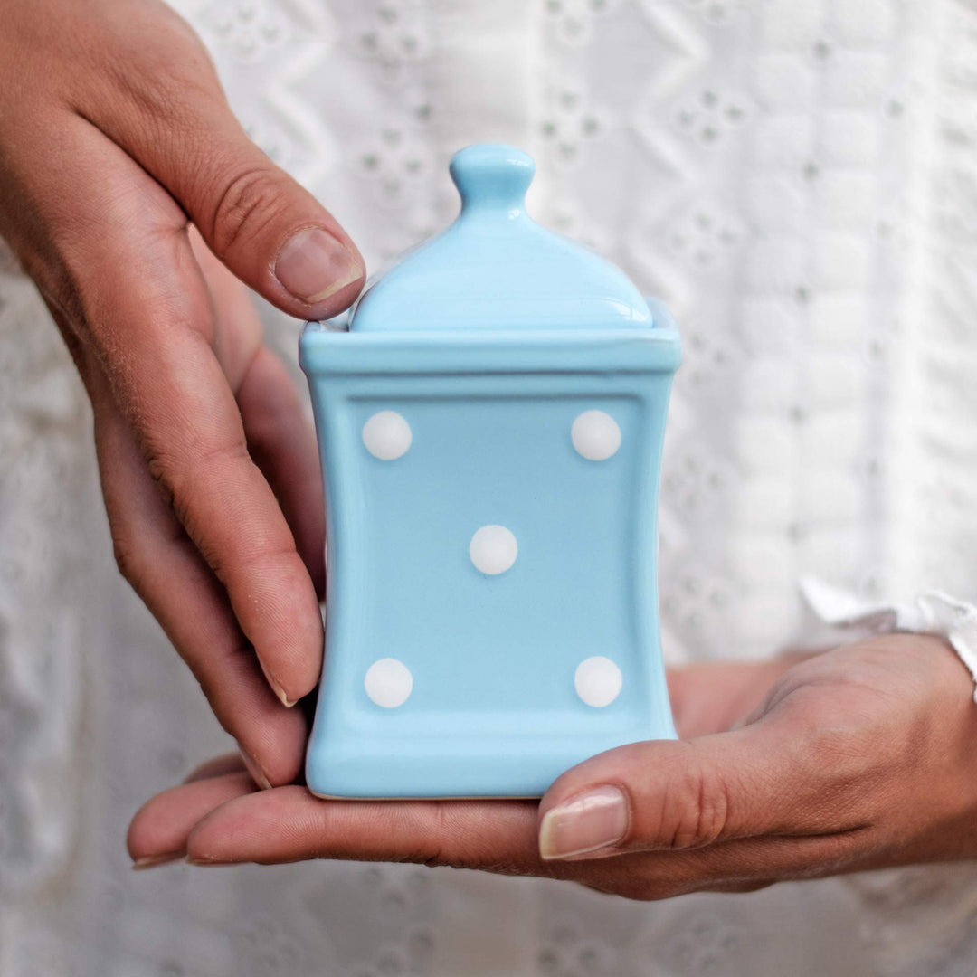 City to Cottage® - Keramik Behälter Küche 150 ml | Hellblau und Weiss | Polka Dots | Handgemacht | B