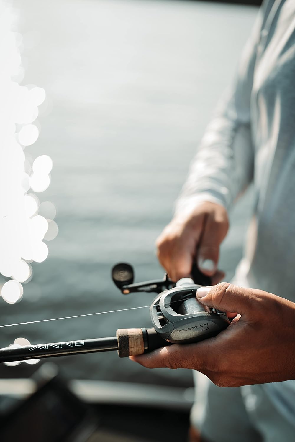 13 FISHING - Inception Slide - Baitcast-Rollen (Süsswasser + Salzwasser) Linkshänder-Einzug – 8,1:1