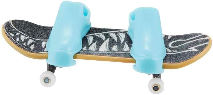 Hot Wheels Mattel Mini Monopatin, inkl. Schuhe, Verschiedene Modelle, Mehrfarbig (HGT57)