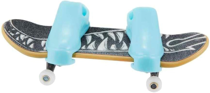Hot Wheels Mattel Mini Monopatin, inkl. Schuhe, Verschiedene Modelle, Mehrfarbig (HGT57)