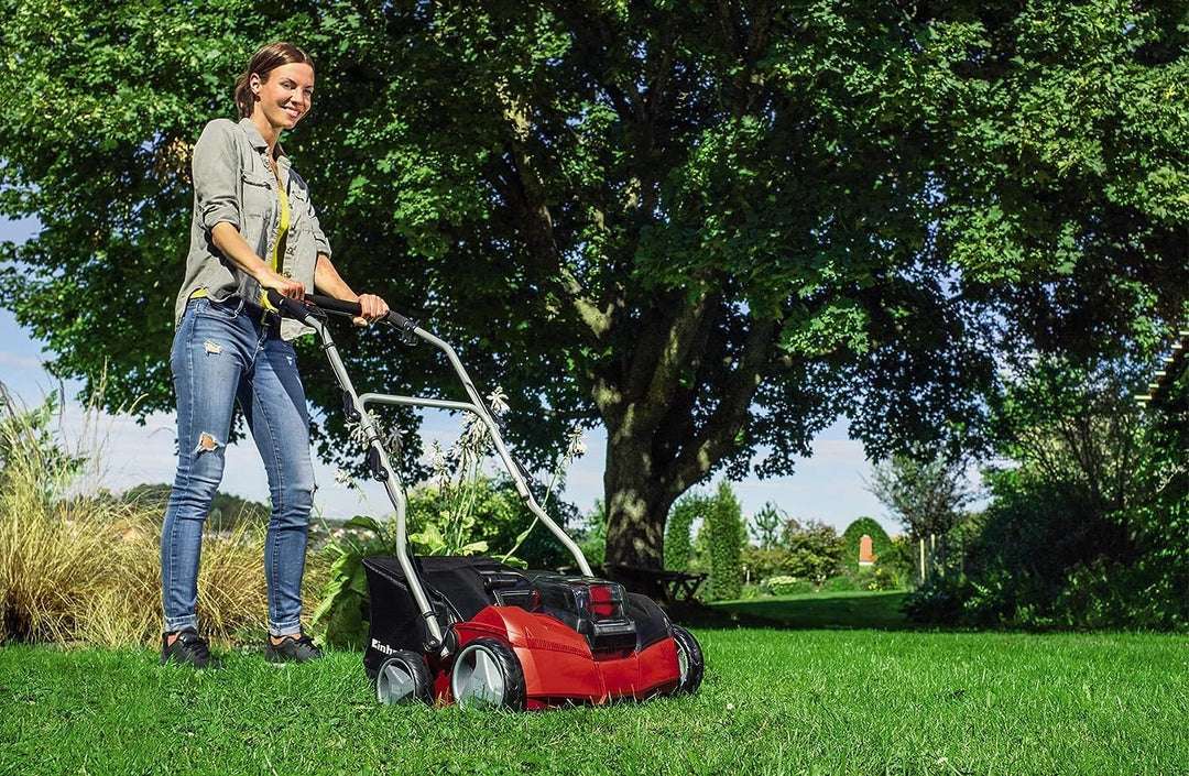 Einhell GE-SC 35/1 Li Solo Vertikutierer (2x18V, 35cm Arbeitsbr., bis 9mm Arbeitst., bürstenloser El