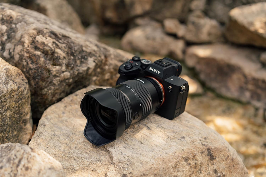 TAMRON 17-50mm F/4 Di III VXD