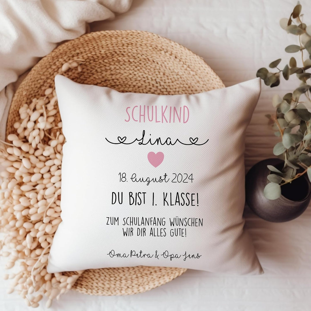 Geschenk zur Einschulung für Schulanfänger - Kissen mit Name und Einschulungsdatum des Erstklässlers