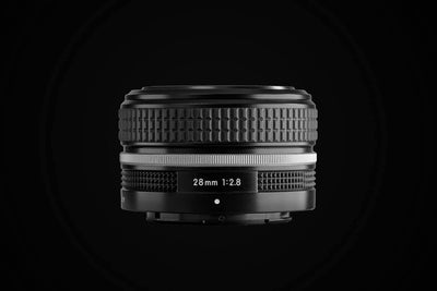 NIKKOR Z DX 28/2.8 (Silver Edition)