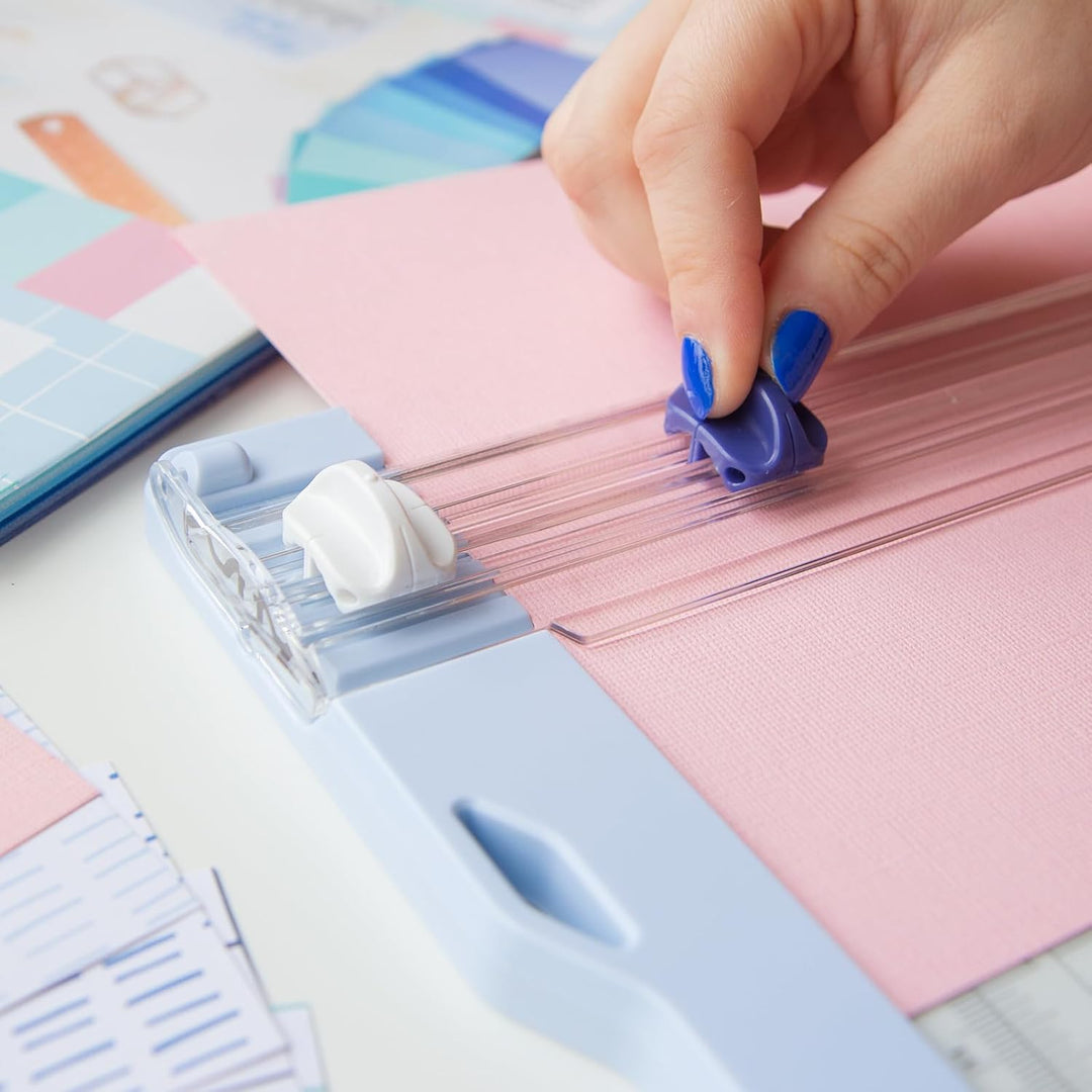 Vaessen Creative Papierschneider mit Falzbrett von 15,2 x 30,5 cm - 2-in-1 Schneidemaschine für Scra