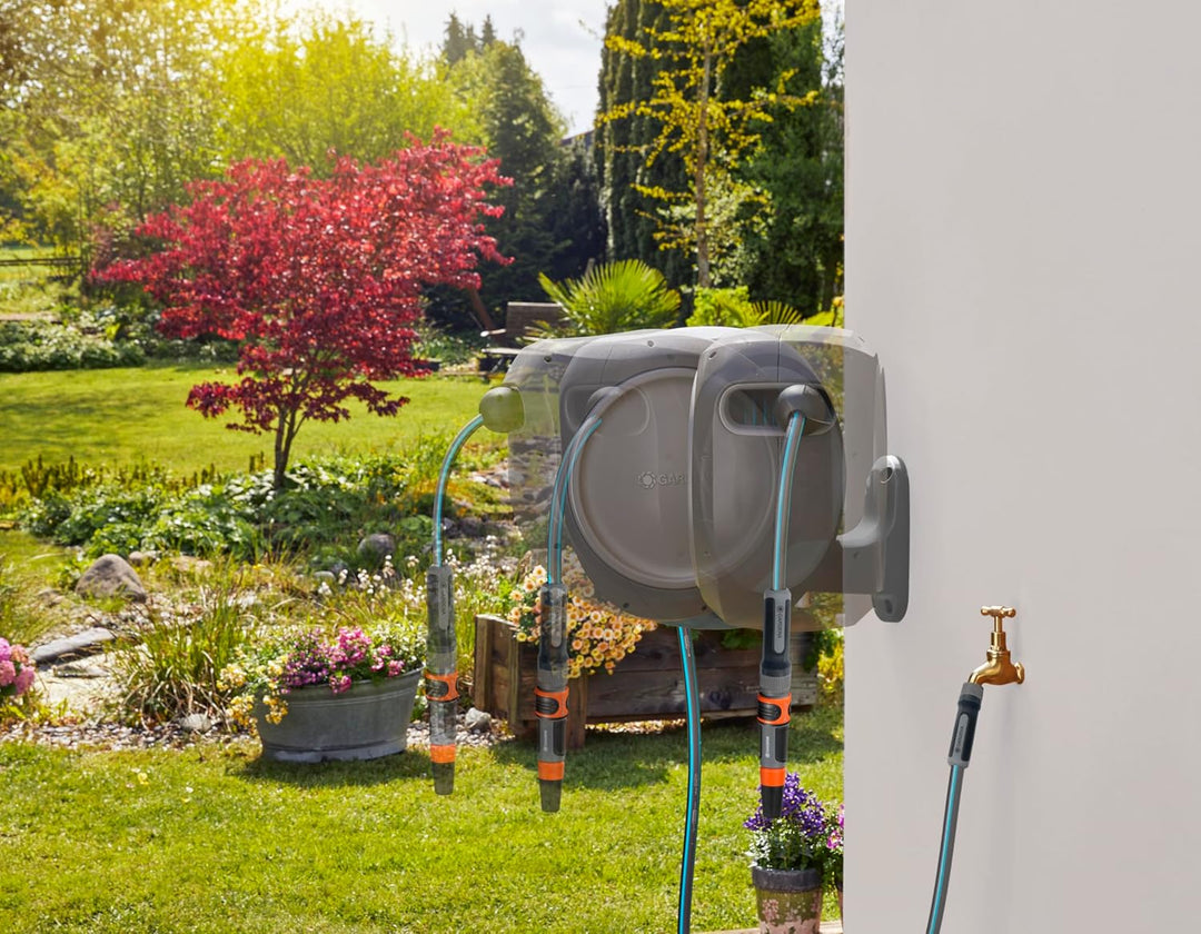 Gardena 8040 15 m ausziehbare Spule mit Schlauchführung, Fuss, grau 50 ft mit extra Schlauchführung,