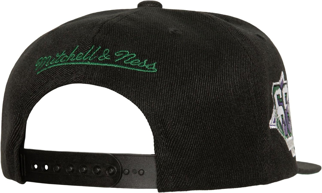 Mitchell & Ness NBA Snapback Cap Side Jam HWC Milwaukee Bucks Black