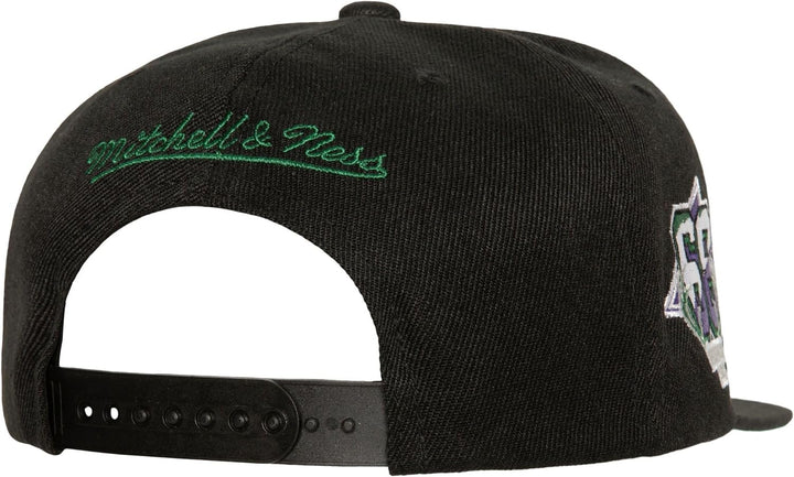 Mitchell & Ness NBA Snapback Cap Side Jam HWC Milwaukee Bucks Black