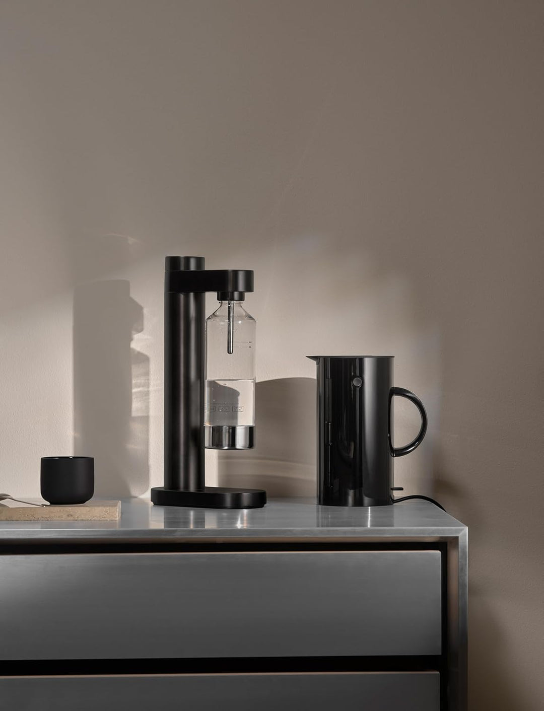 Stelton Wasserkocher EM77 - Elektrischer Kocher, Wasserkessel im skandinavischen Design- Schnell koc