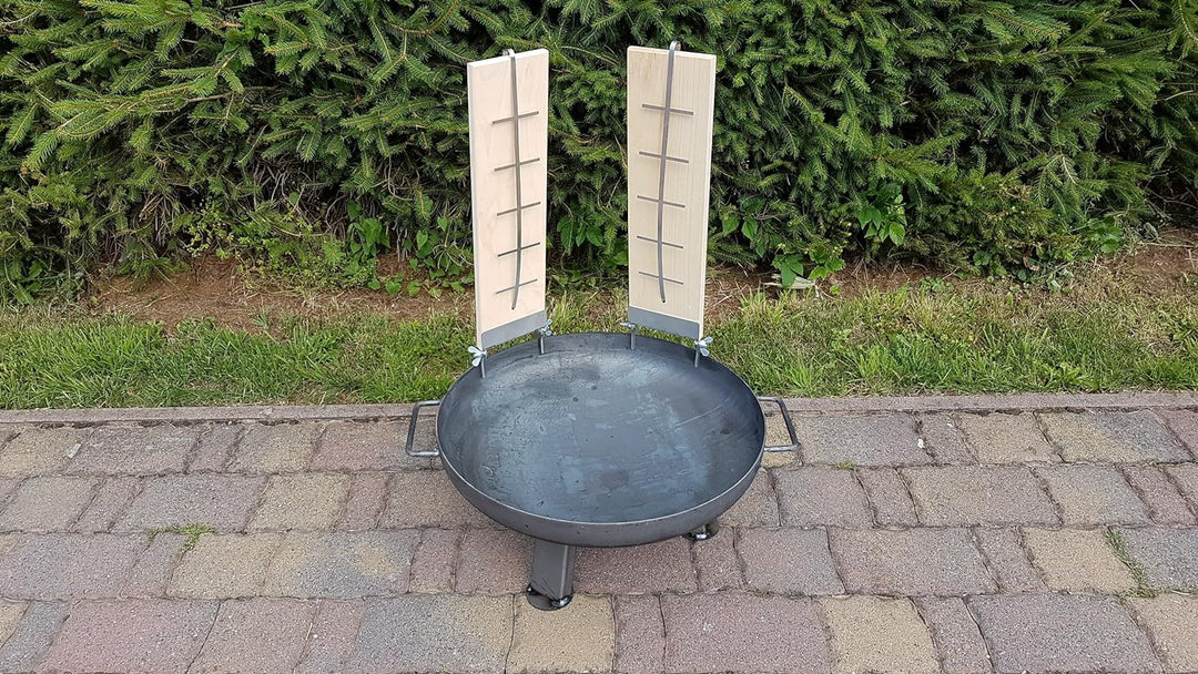 Czaja Feuerschale Ø 55 cm mit 2 er Set Flammlachsbrettern 2er Set Räucherbrett aus Buchenholz inkl.