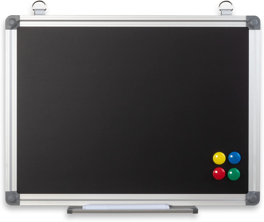 Kreidetafel mit Aluminiumrahmen, Schwarz, zum Aufhängen, mit Marker und Magneten, 80 x 60cm, 80 x 60