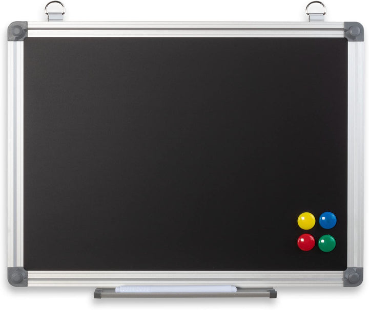 Kreidetafel mit Aluminiumrahmen, Schwarz, zum Aufhängen, mit Marker und Magneten, 80 x 60cm, 80 x 60