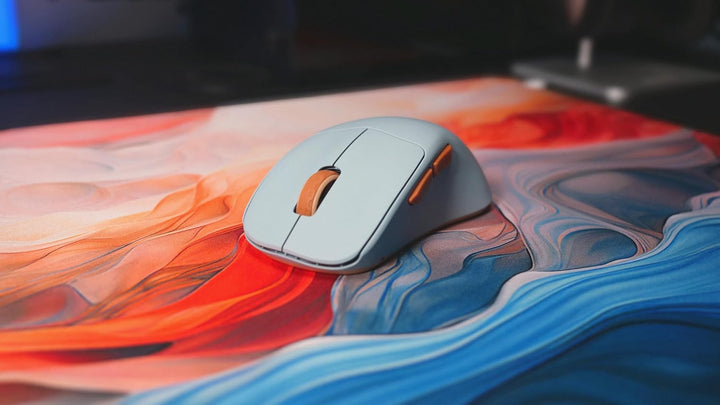 CHERRY XTRFY M64 Wireless, Ultraleichte Kabellose Gaming-Maus, 2,4 GHz Funk, Optimiert für esports,