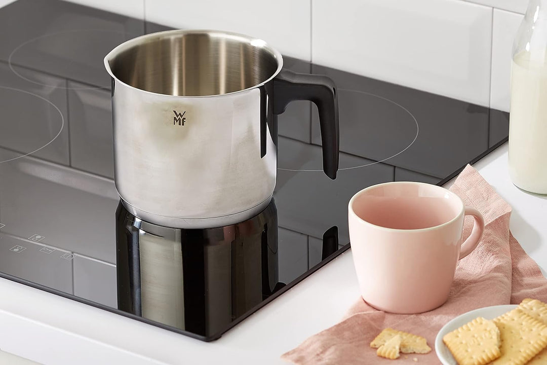 WMF Milchtopf Induktion ohne Deckel 14 cm, kleiner Topf 1,7l, Cromargan Edelstahl poliert, Schüttran