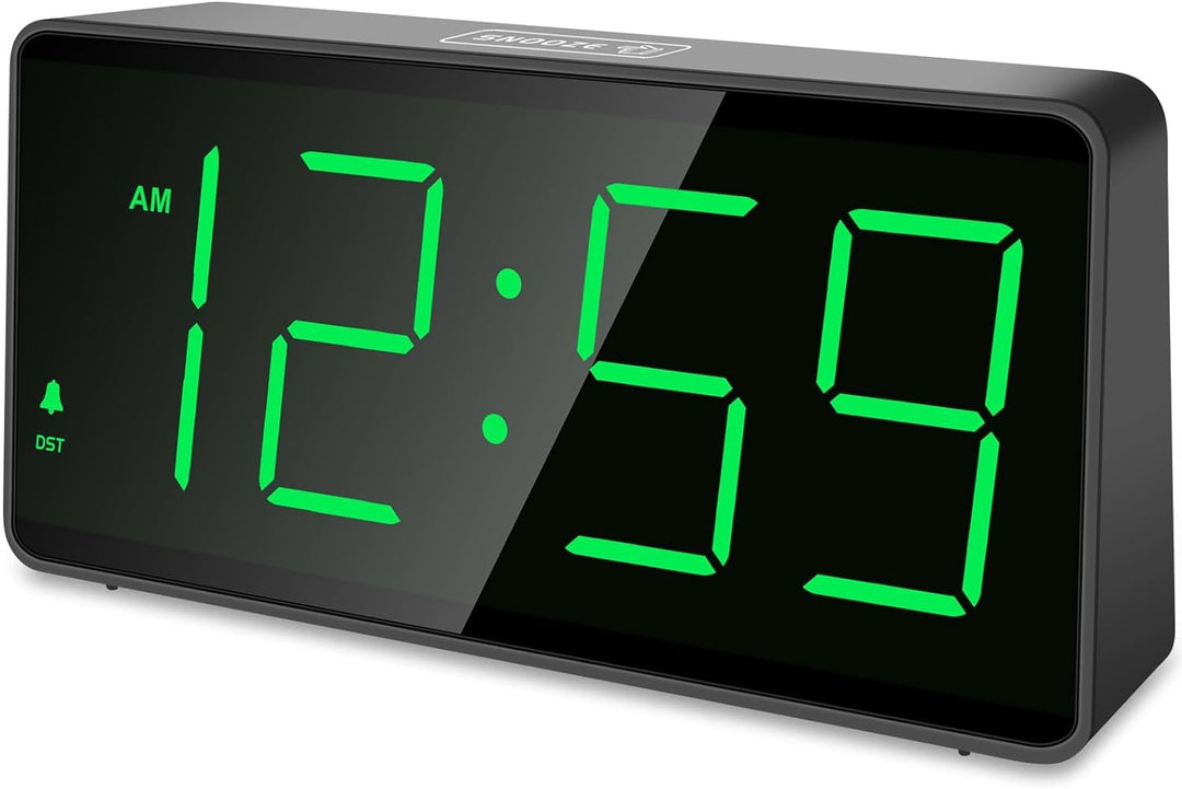Eachui Wecker digital Batteriebetrieben mit grossen Zahlen, Digitaler Wecker mit LED Display, regelb