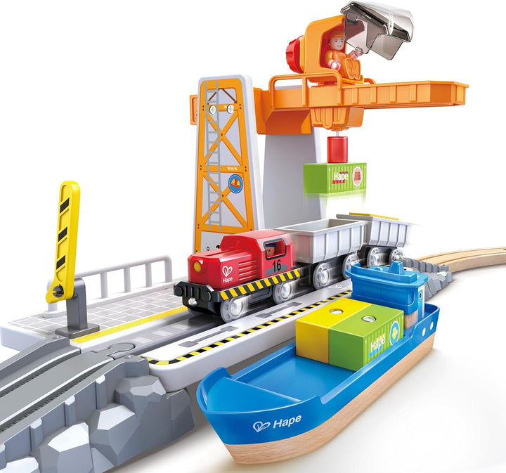 Hape Bahn- und Seefracht Set, Eisenbahn für Kinder, ab 3 Jahren