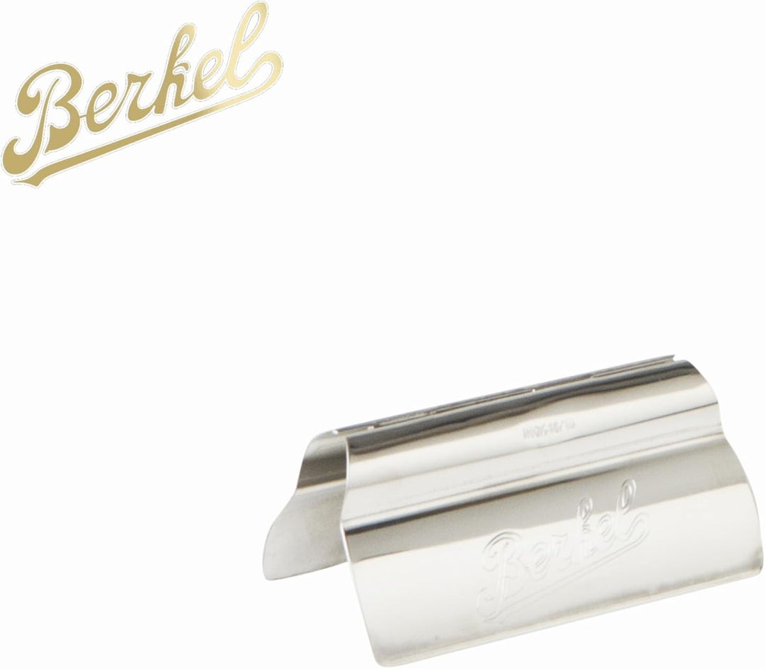 Berkel Aufschnittmaschine Home Line 250 in rot - Premium Schneidemaschine inkl. handgefertigtem Einl