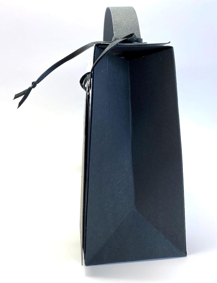 Geschenkverpackung in Handtaschenform aus Papier