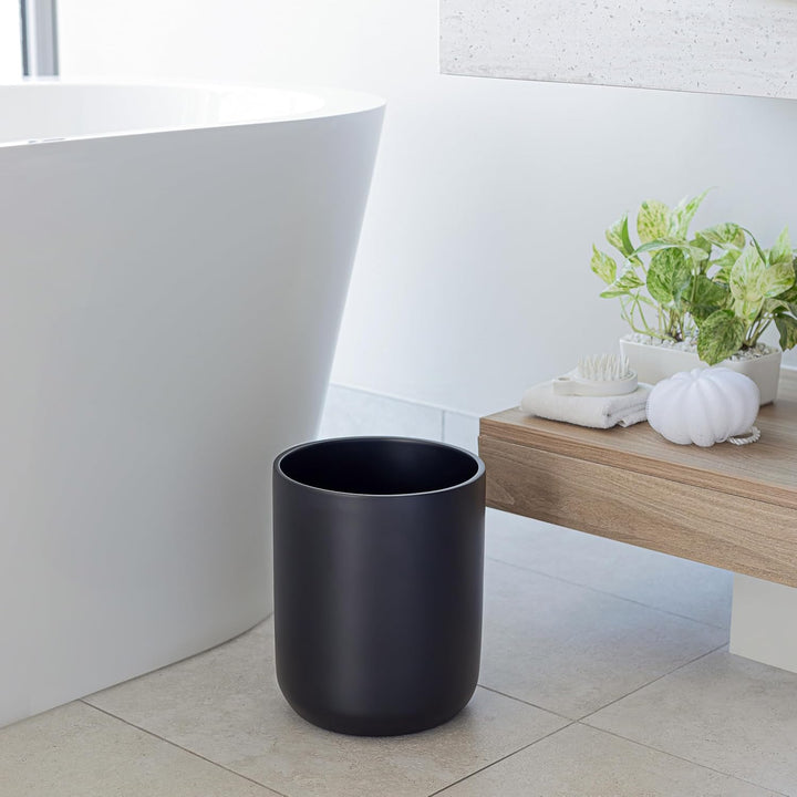 YEW DESIGN Kompakter Runder Mülleimer Mini in Schwarz Matt, 13 L / 3,5 Gallonen – Papierkorb für Bad