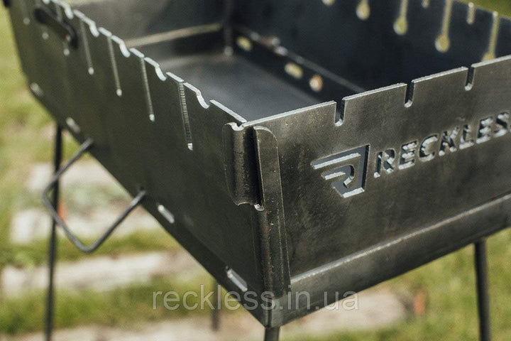 Mangal-Koffer KL-10/3 für 10 Spiesse, 3 mm tragbar zum Schaschlik und Grillen Grill BBQ Set. Faltbar