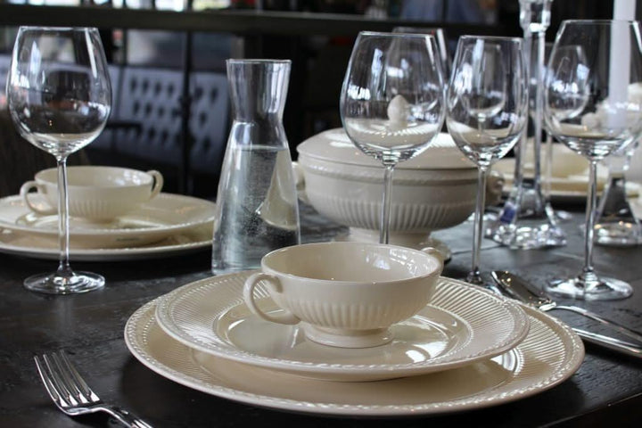 Wedgwood Suppenteller Edme 23 cm