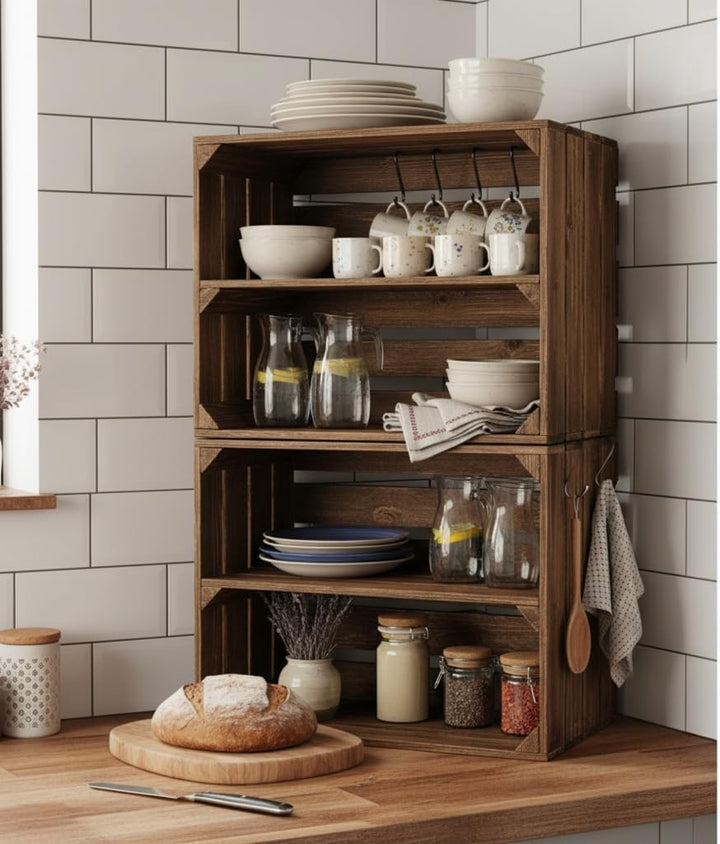 Massive Holzkisten als Schuhregal / Bücherregal LEICHT GEFLAMMT mit Zwischenbrett (verschraubt) Apfe