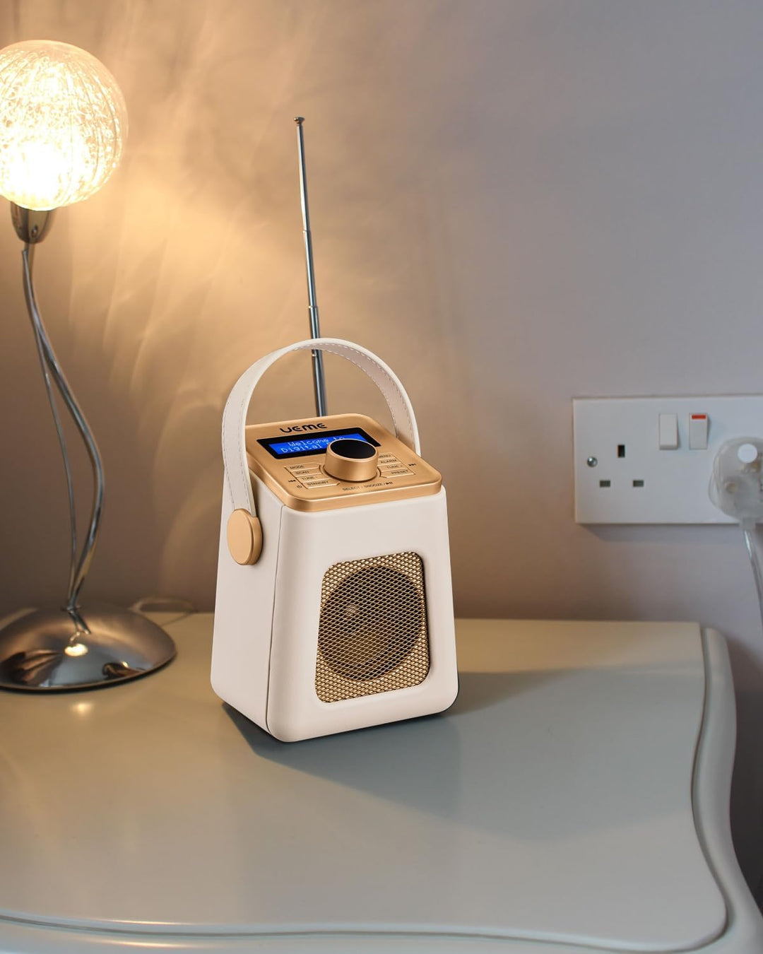 Mini DAB+ DAB Digitalradio und UKW Radio mit Bluetooth Lautsprecher, Radiowecker, und Leder Verkleid