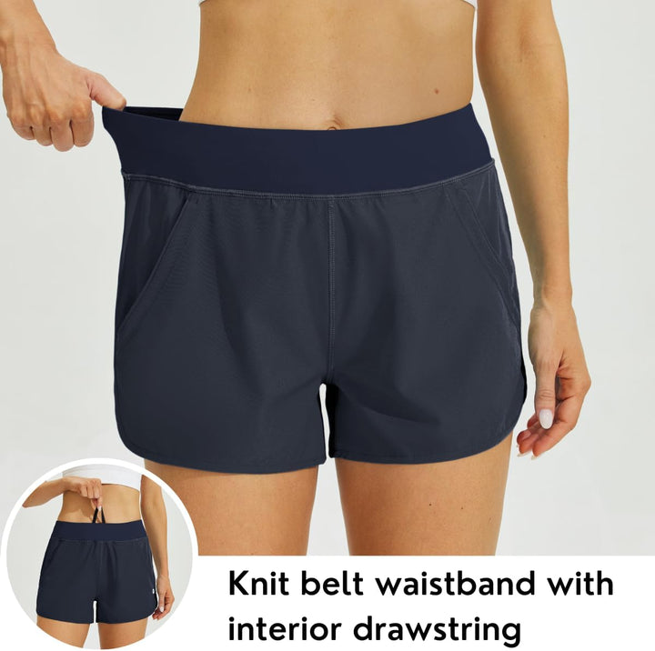 WILLIT Damen 3" Badeshorts Badehose Schwimmen Boardshorts mit Kurzliner Taschen Schnelltrockner UVA
