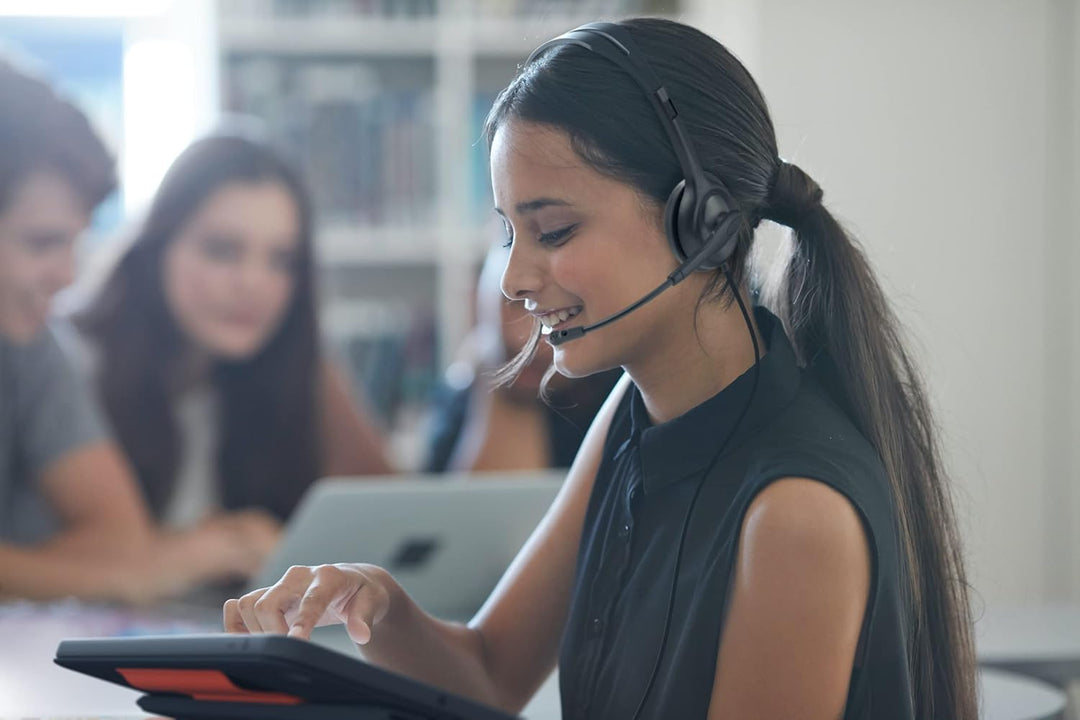 Logitech H111 Stereo Headset mit 3,5mm Klinkenstecker für EDU Kunstleder-Kissen, Kunstleder-Kissen