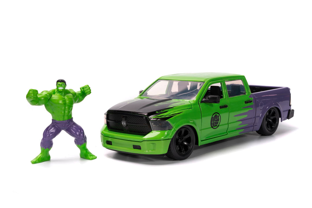 Jada Toys Marvel Hulk Figur mit Modellauto 2014er Dodge Ram 1500 - Set aus Marvel Avengers Sammelfig