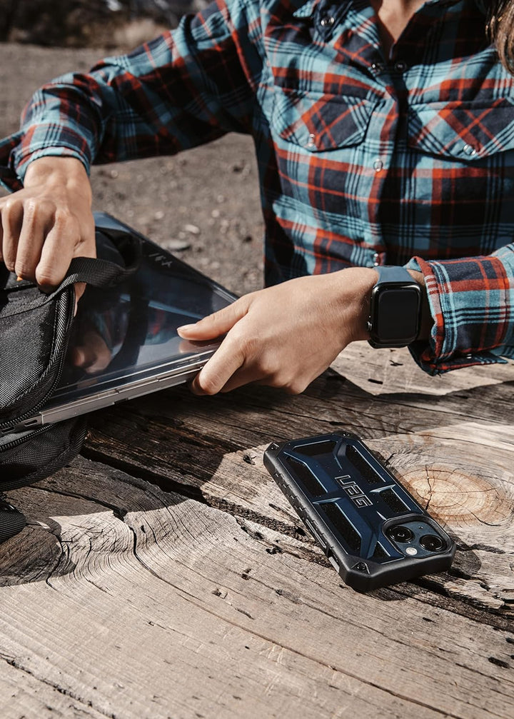Urban Armor Gear Monarch Schutzhülle kompatibel mit Apple iPhone 13 Pro [Wireless Charging kompatibe