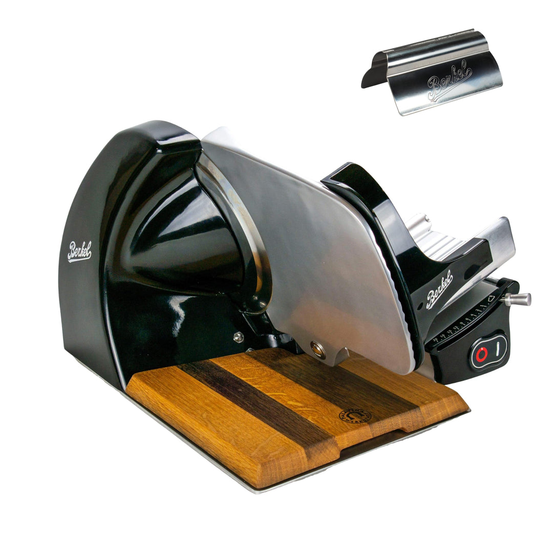 Berkel Aufschnittmaschine Home Line 250 in rot - Premium Schneidemaschine inkl. handgefertigtem Einl