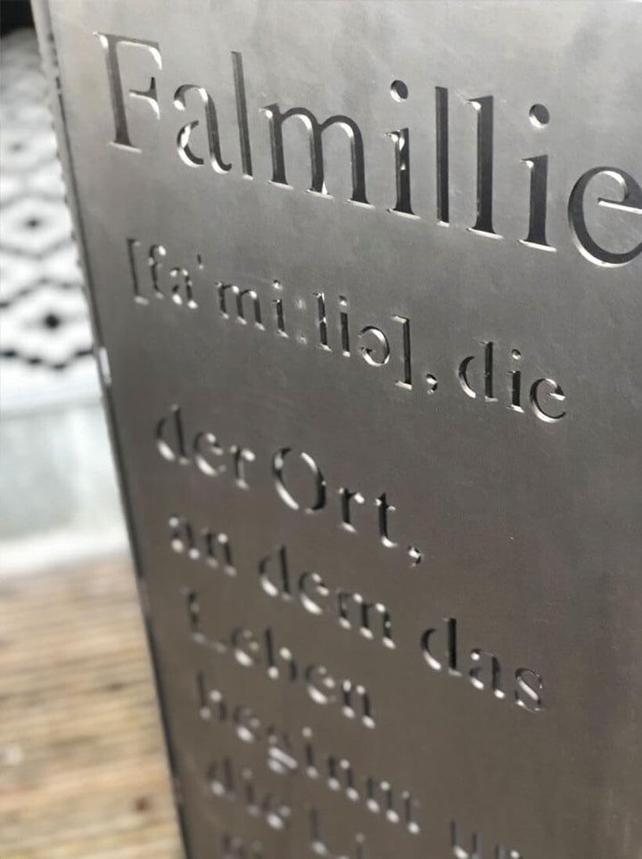 EXTRAVAGANT® Feuertonne, Feuerstelle, Feuerkorb, Feuersäule PERSONALISIERT für den Garten, Terrasse,