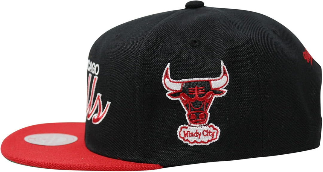 Mitchell & Ness Snapback NBA Team Script 2.0 Chicago Bulls Black
