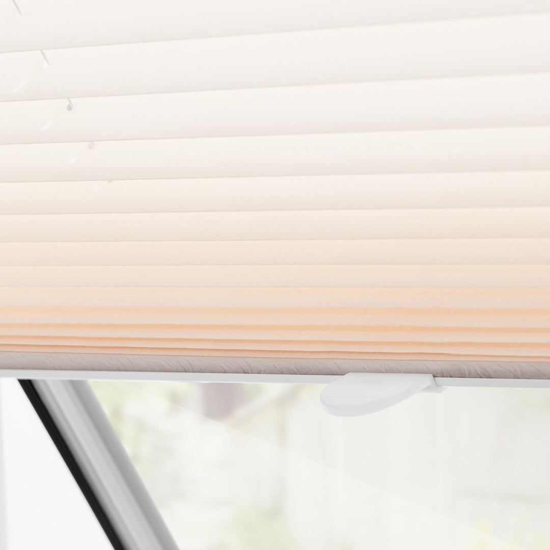 Lichtblick Dachfenster Plissee Haftfix, ohne Bohren, mit Saugnäpfen, für Veluxdachfenster, Fensterpl