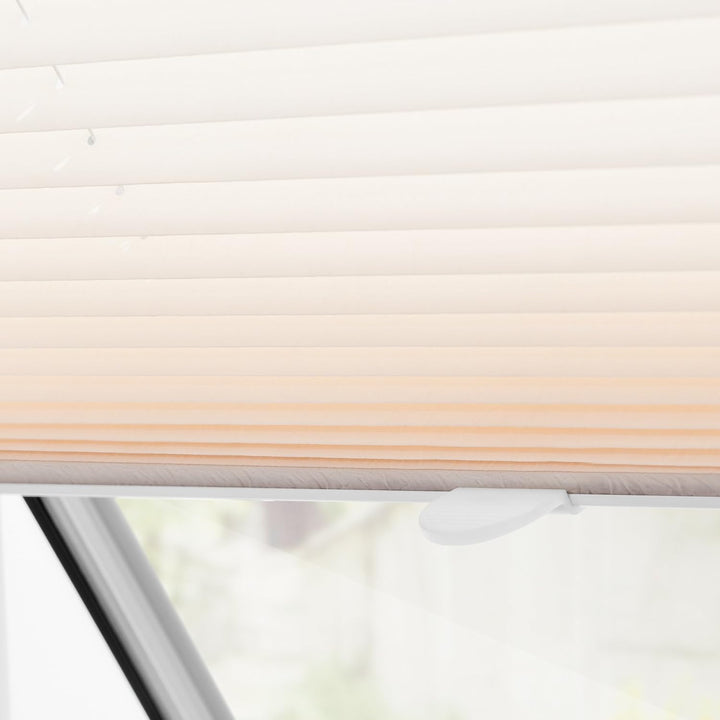 Lichtblick Dachfenster Plissee Haftfix, ohne Bohren, mit Saugnäpfen, für Veluxdachfenster, Fensterpl