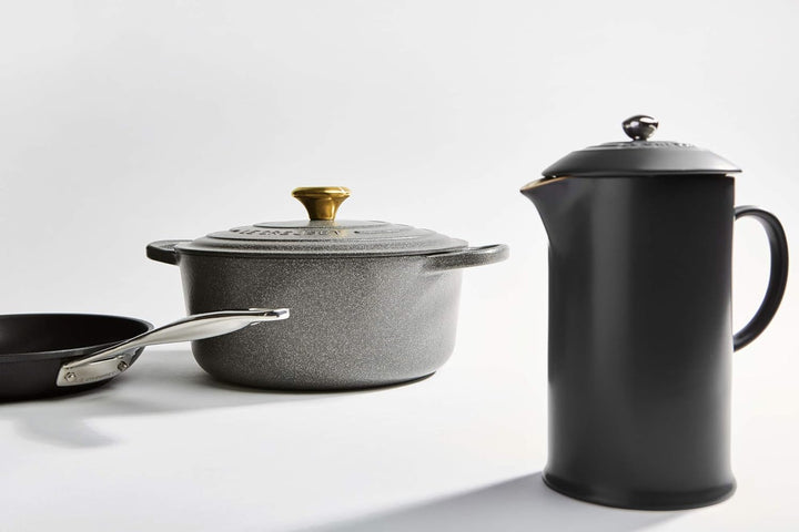 Le Creuset Kaffee-Bereiter/French Press mit Edelstahl-Presseinsatz, 800 ml, Steinzeug, Schwarz