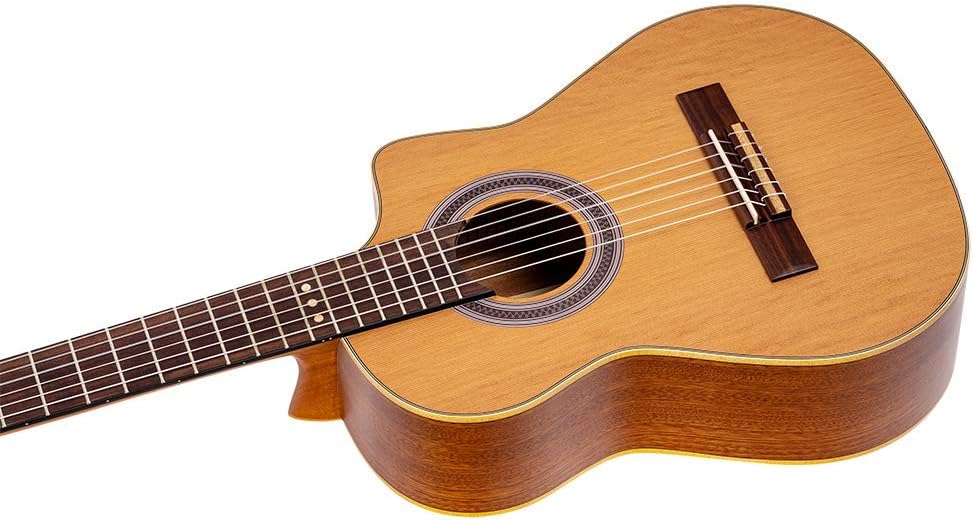 Ortega Guitars Konzertgitarre Requinto Series - deep body - inklusive Gigbag - Massives Zedernholz /