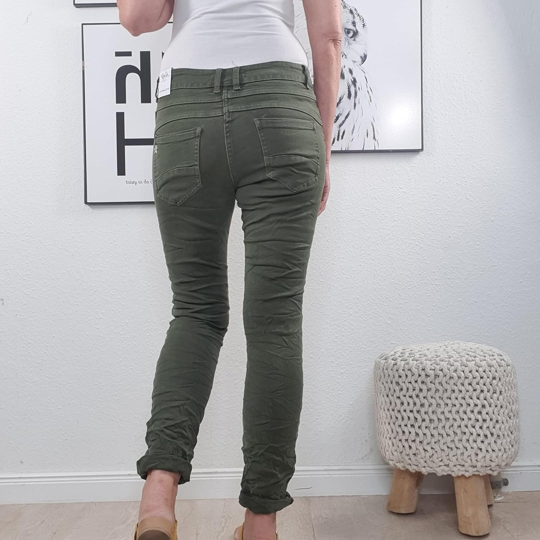 Jewelly Stretch Jeans| im Baggy Boyfriend Schnitt| Damen Hose mit dekorativer Knopfleiste| Perfekter