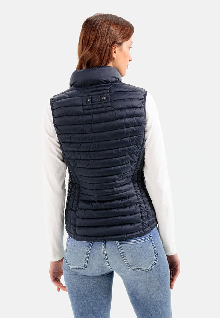 camel active Damen kurze leichte Steppweste mit elastischen Bündchen 70 Dunkelblau, 70 Dunkelblau