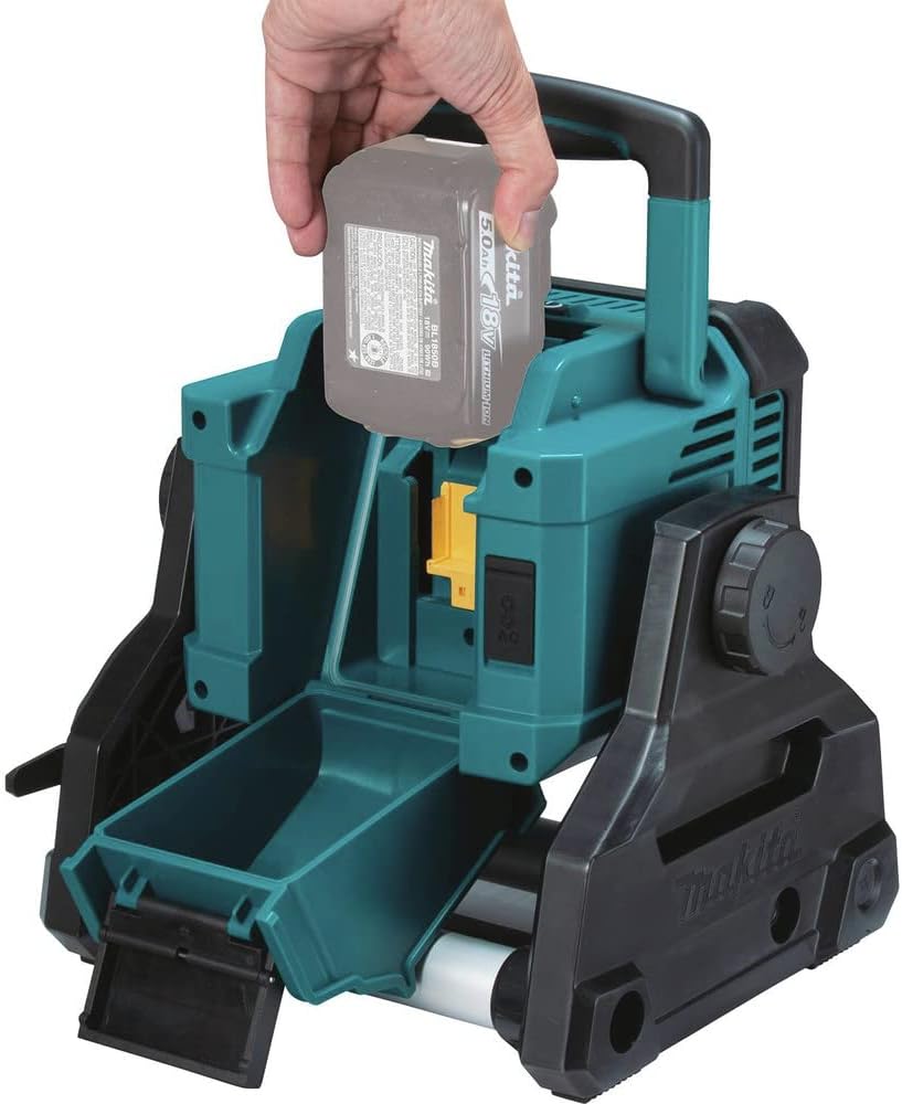 Makita DML811/1 110V / 14,4V / 18V Li-ion LXT Arbeitsleuchte - Batterien und Ladegerät nicht im Lief