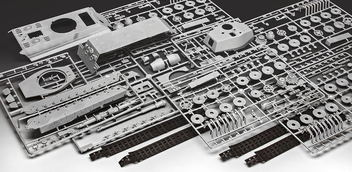 Revell 80-3249 Modellbausatz Panzer 1:35 - TigerII Ausf.B (Henschel Turret) im Massstab 1:35, Level