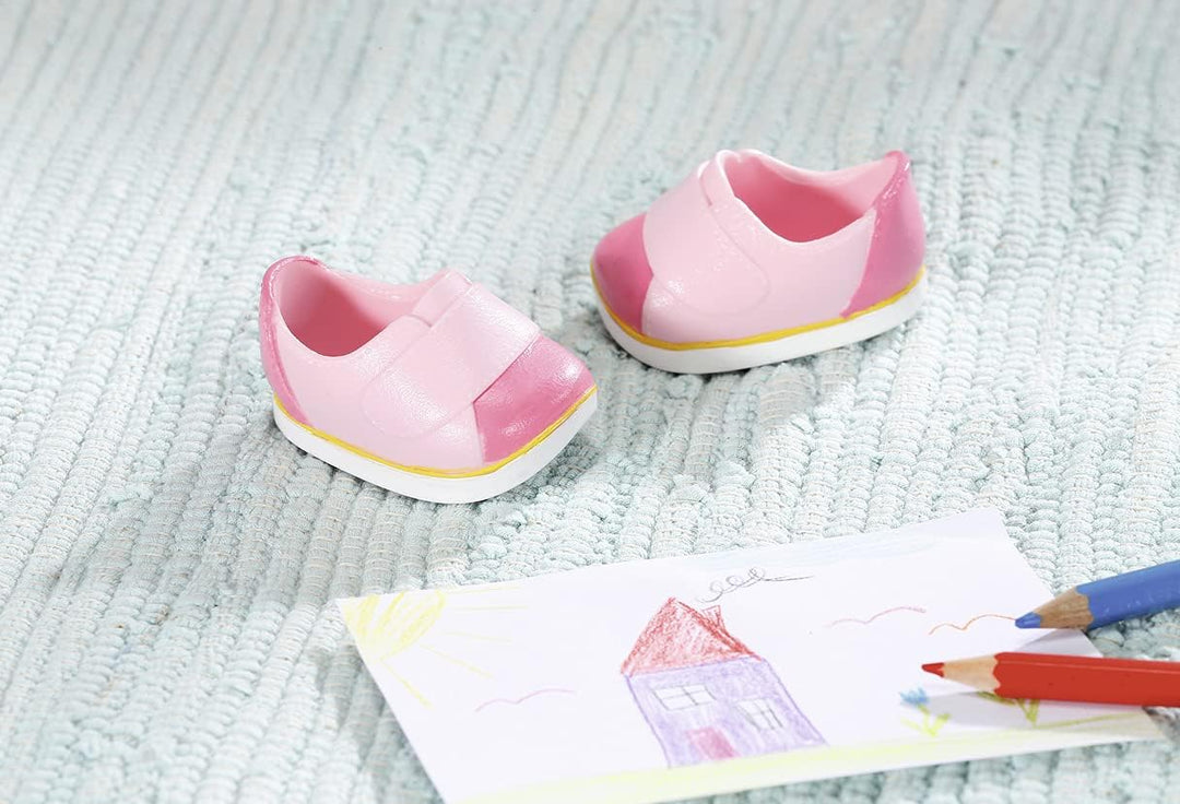 BABY born Little Kindergarten Outfit mit Puppenkleid, Basecap, Höschen und Schuhe für 36 cm Puppen,