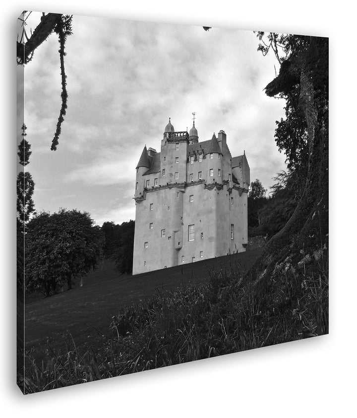 deyoli Festung in Schottland Format: 60x60 Effekt: Schwarz&Weiss als Leinwandbild, Motiv auf Echthol