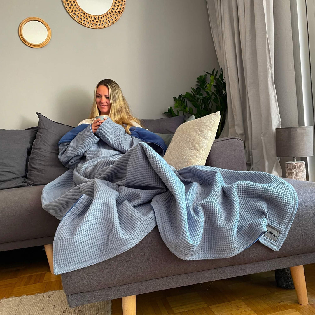 Kuscheldecke mit Ärmeln *Made IN Germany* - Extra kuschlig warme Ärmeldecke in XL Grösse -145 x 210