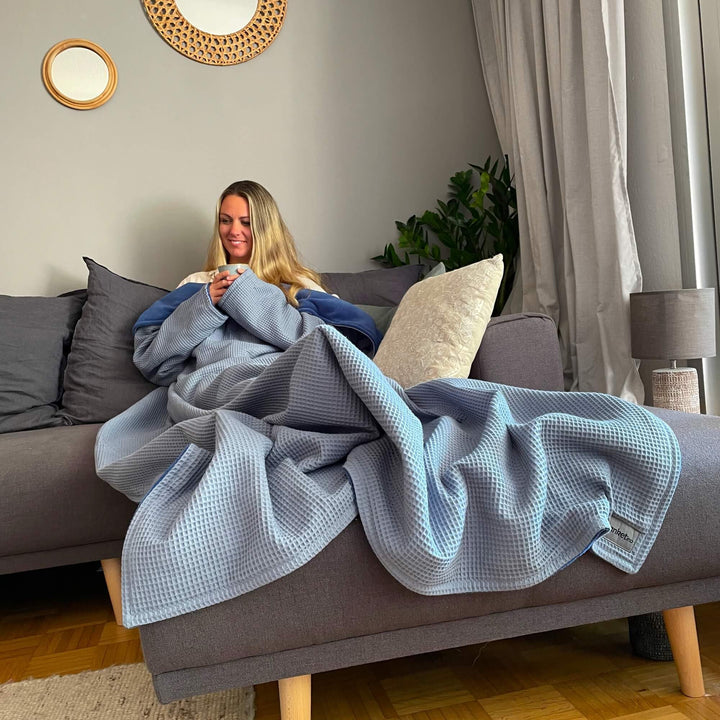 Kuscheldecke mit Ärmeln *Made IN Germany* - Extra kuschlig warme Ärmeldecke in XL Grösse -145 x 210